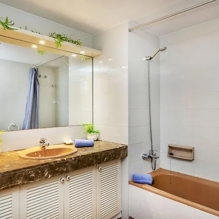 Punta Garbi By Interhome דירה *