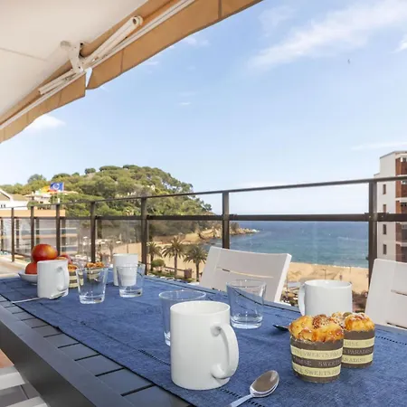 Punta Garbi By Interhome יורט דה מאר